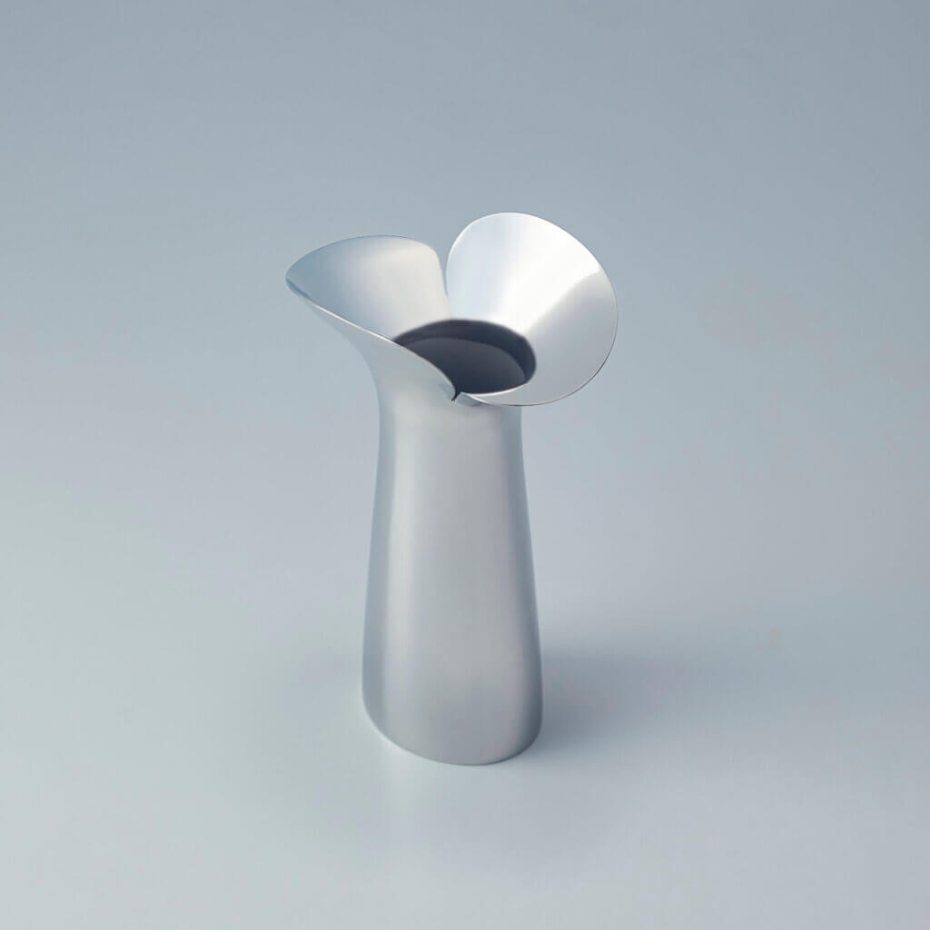 BLOOM BOTANICA VASE 220 MM