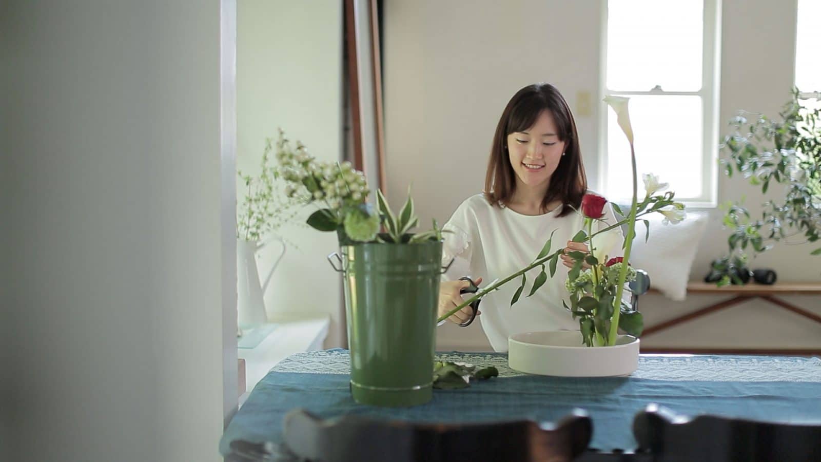 定期便のお花を活ける